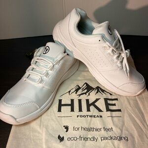Hike Footwear White Comfort Walking Sneakers Women 9.5 EU 40 New